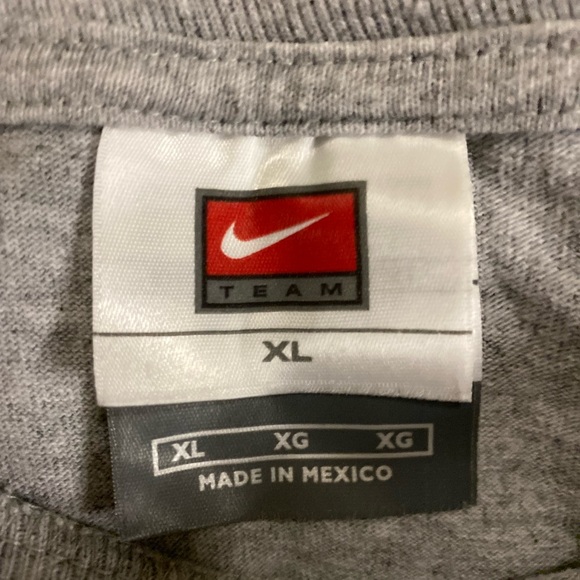 Men’s t-shirt xL used good condition Nike Glendale Community College 3 for $15 - Picture 2 of 4